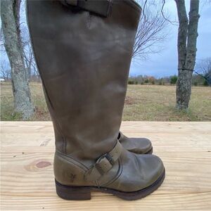 Frye Veronica Tall slouch Boots olive/sage green. Excellent quality, no damage